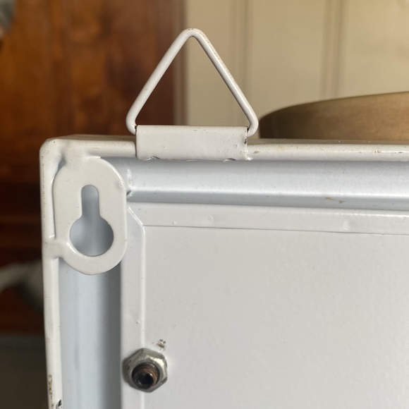 Metal Day and Month Hanging Sign with Sliding hardware to identify day and month - Picture 7 of 11